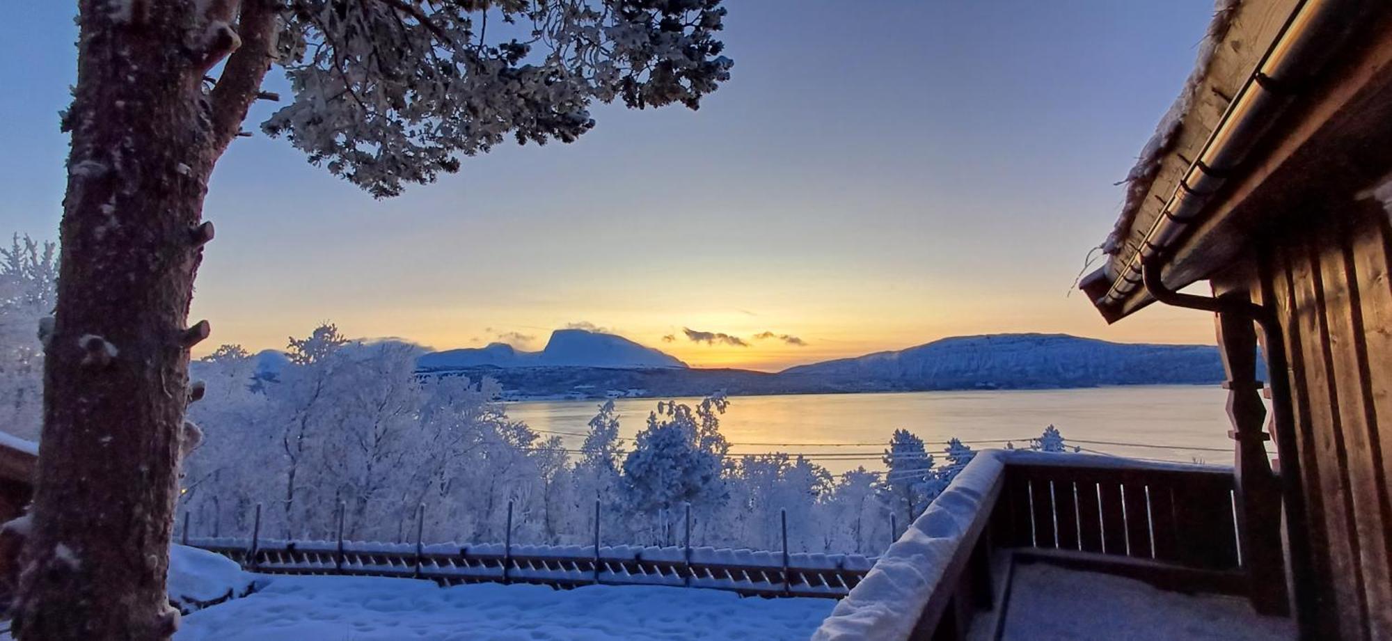 Malangen Lodge Mestervik Exterior foto